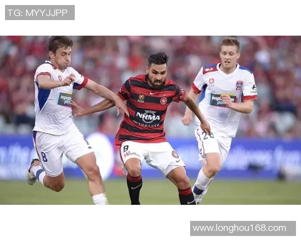 阿德莱德联主场迎战西悉尼全力争胜的精彩对决分析